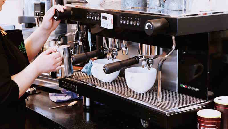Kaffee und Sahnemaschinenreiniger Kaffeemaschinen Reiniger für die Gastronomie kaufen